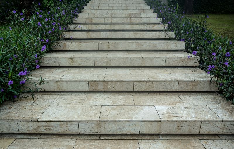 Stylish Outdoor Walkway