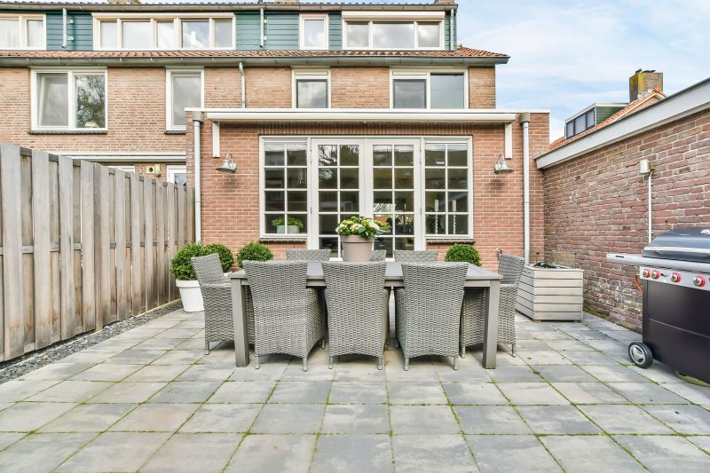 Outdoor Tile Service